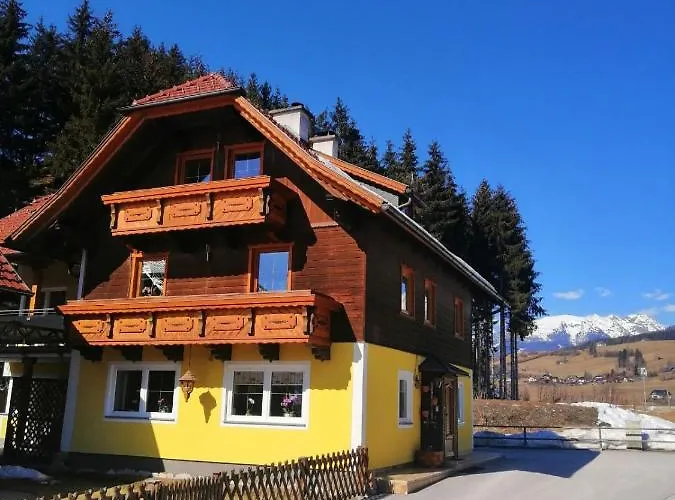 Taurachblick Lägenhet *
